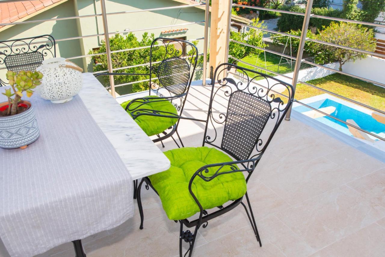Acharavi Beach Villa Buitenkant foto